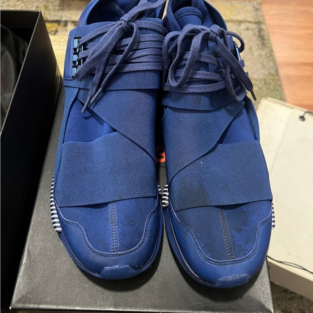 Y-3